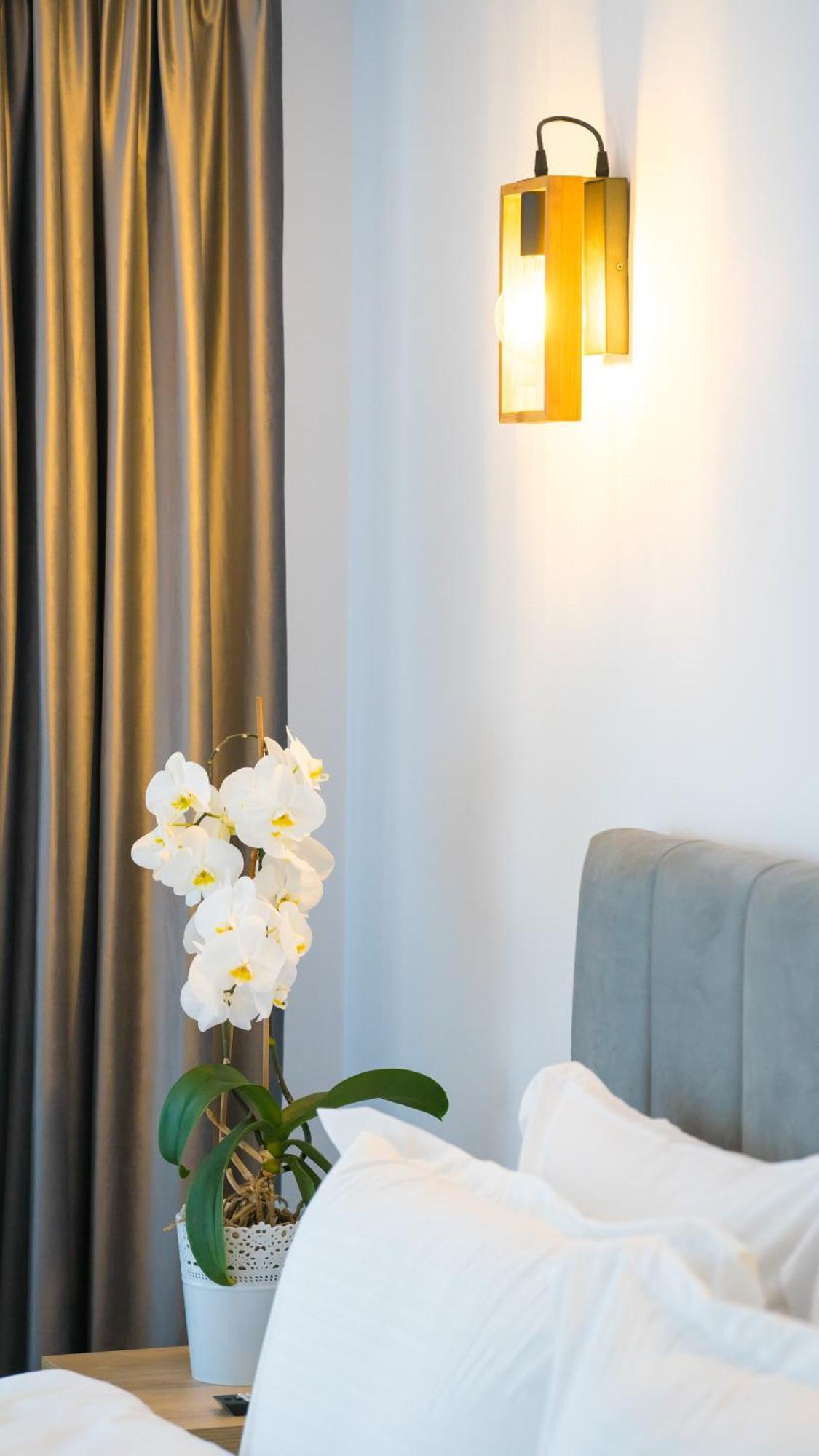 Casa Zuz Voronet Hotel Gura Humorului Ngoại thất bức ảnh